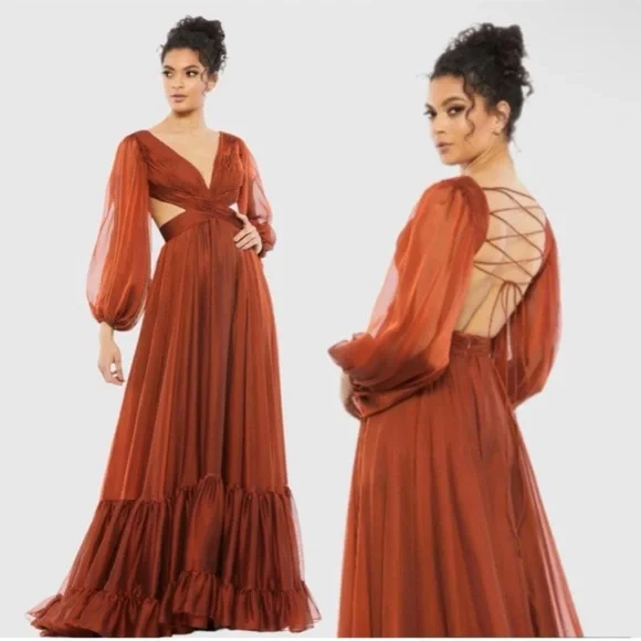 Mac Duggal Women's Pleated Cut Out Long Sleeve Lace Up Tiered Gown Size 2 - Picture 2 of 6